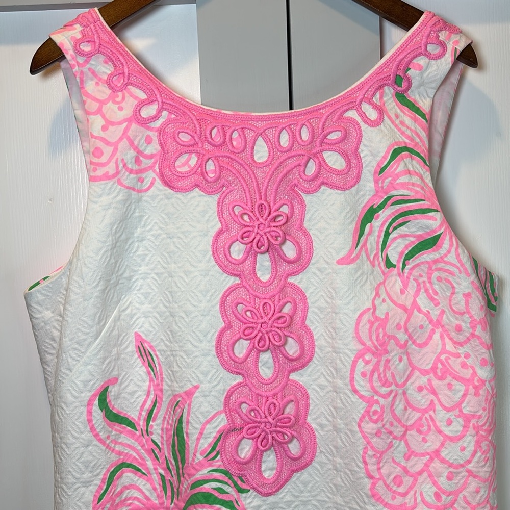 Lilly Pulitzer Marleigh Maxi
Shift Party Like A Pineapple Size 16 NWT - Picture 9 of 16